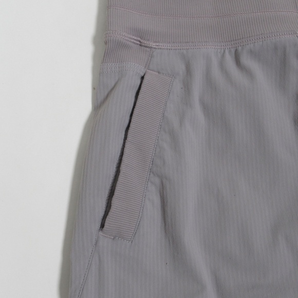 Lululemon Women's Studio Pant III (Regular) Fossil Swift Size 6 - Picture 5 of 12